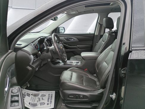 Used 2020 Chevrolet Traverse Premier w/ Redline Edition AWD/4WD image 10