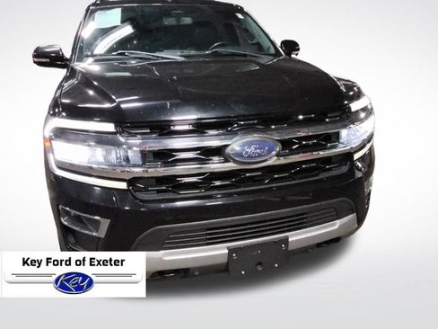 Used 2023 Ford Expedition Max Limited AWD/4WD image 3