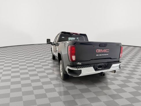 Certified 2024 GMC Sierra 2500 Pro AWD/4WD image 9