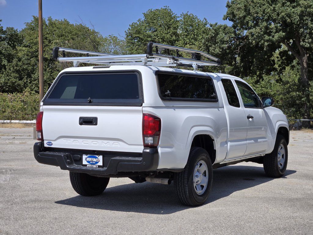 Used 2022 Toyota Tacoma SR RWD image 7