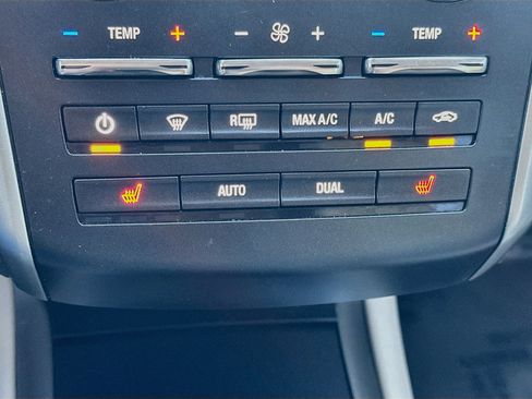 Used 2018 Lincoln MKC Premiere AWD/4WD image 22