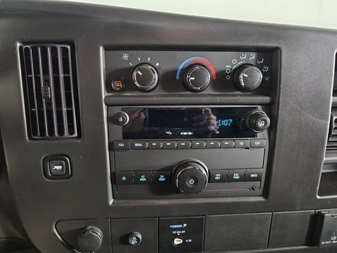 Used 2024 GMC Savana 2500 w/ Driver Convenience Package RWD image 14