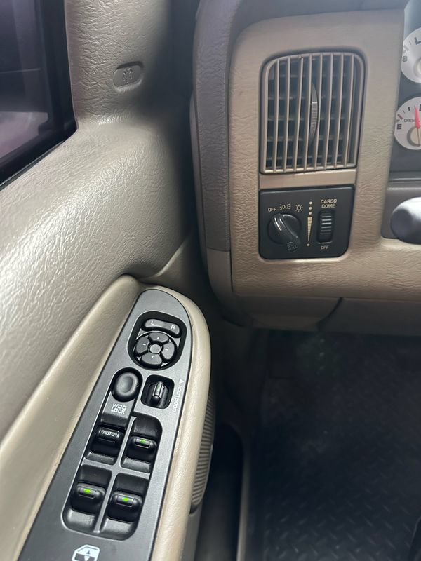 Used 2004 Dodge Ram 2500 Truck SLT w/ Trailer Tow Group AWD/4WD image 16