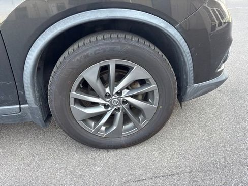 Used 2016 Nissan Rogue SL AWD/4WD image 9