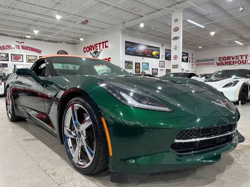 Used 2014 Chevrolet Corvette Stingray Convertible w/ 3LT Preferred Equipment Group RWD image 5