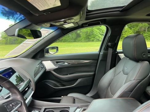 Used 2021 Cadillac CT5 Sport image 15
