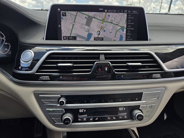 Used 2022 BMW 745e xDrive w/ M Sport Package AWD/4WD image 25
