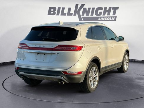 Used 2019 Lincoln MKC Select w/ MKC Climate Package AWD/4WD image 5