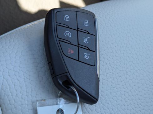 New 2026 GMC Yukon XL Denali w/ Denali Reserve Package image 36