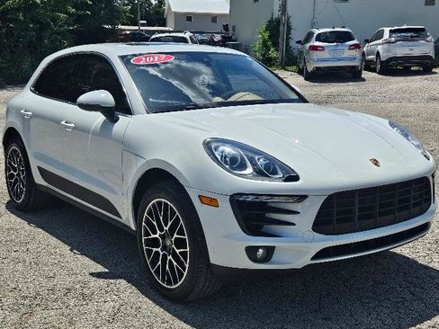 Used 2017 Porsche Macan S AWD/4WD image 3