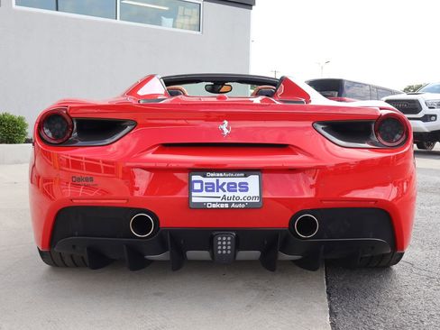 Used 2019 Ferrari 488 Spider RWD image 7