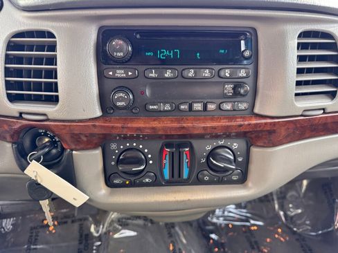 Used 2004 Chevrolet Impala w/ Preferred Equipment Group image 18