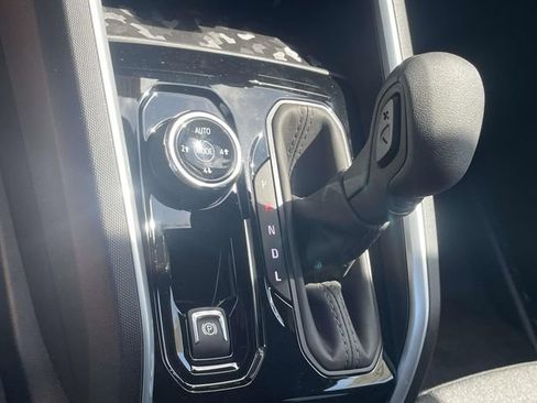 New 2026 Chevrolet Colorado Trail Boss AWD/4WD image 15