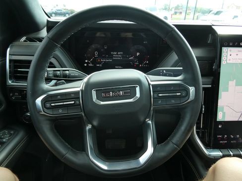 Used 2025 GMC Yukon Elevation w/ Technology Package AWD/4WD image 33