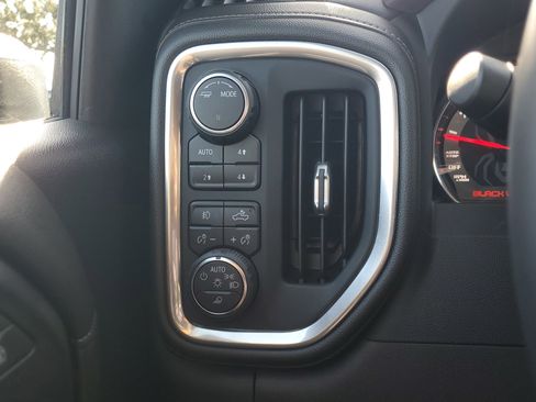 Used 2022 Chevrolet Silverado 1500 RST w/ Safety Package image 28