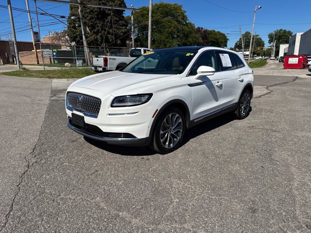 Certified 2022 Lincoln Nautilus Reserve w/ Equipment Group 201A AWD/4WD image 3