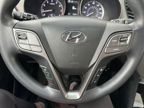 Used 2017 Hyundai Santa Fe Sport AWD/4WD image 3