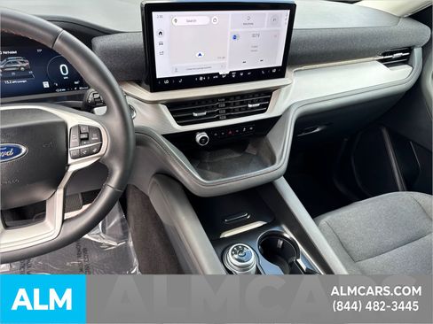Used 2025 Ford Explorer Active RWD image 34