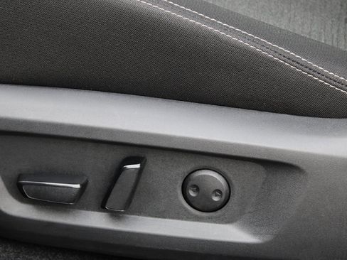 Certified 2022 Nissan Rogue SV image 22