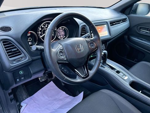 Used 2022 Honda HR-V Sport image 14