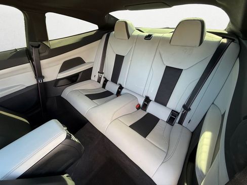 Used 2021 BMW M4 Competition w/ Executive Package RWD image 13