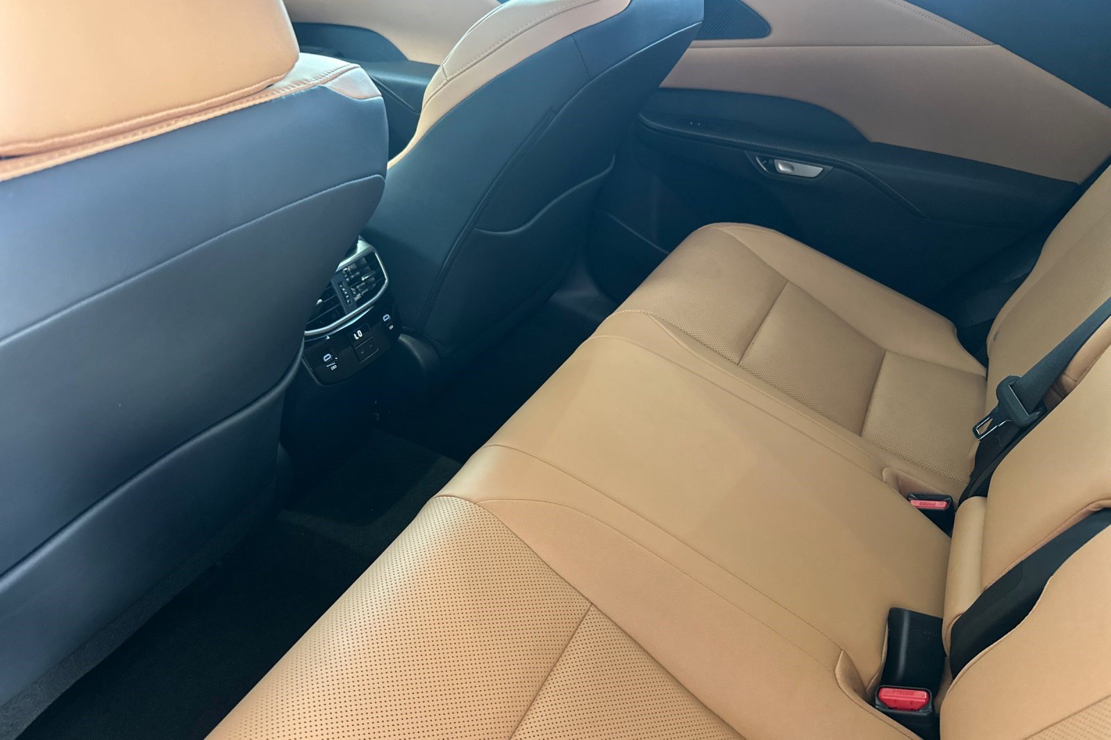 Certified 2026 Lexus RX 350h w/ Convenience Package AWD/4WD image 15