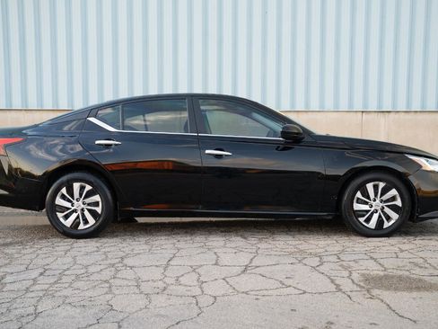 Used 2019 Nissan Altima 2.5 S FWD image 9