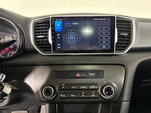 Used 2019 Kia Sportage LX FWD image 17