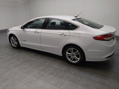 Used 2018 Ford Fusion SE w/ Equipment Group 602A image 3