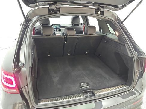 Certified 2021 Mercedes-Benz GLC 43 AMG 4MATIC image 22