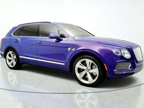 Used 2018 Bentley Bentayga AWD/4WD image 3