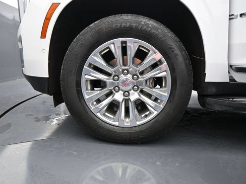Used 2025 GMC Yukon Denali AWD/4WD image 27
