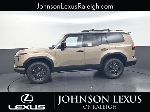 New 2026 Lexus GX 550 image 2
