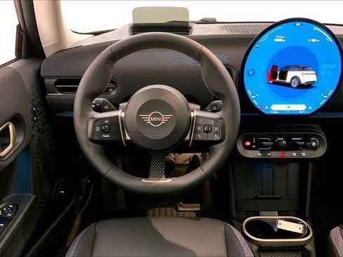 Certified 2025 MINI Cooper S image 4