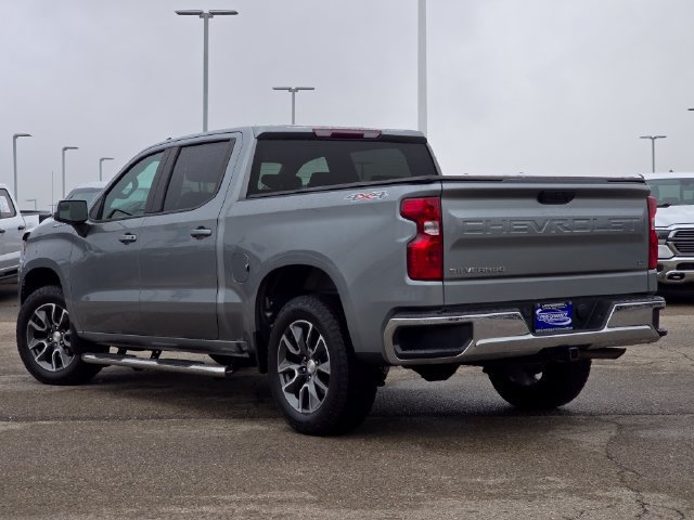 Used 2023 Chevrolet Silverado 1500 LT AWD/4WD image 30