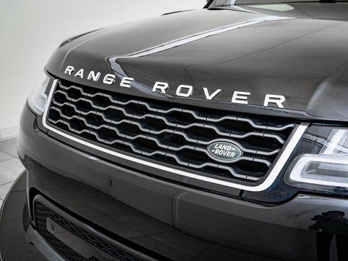Used 2020 Land Rover Range Rover Sport HSE image 3
