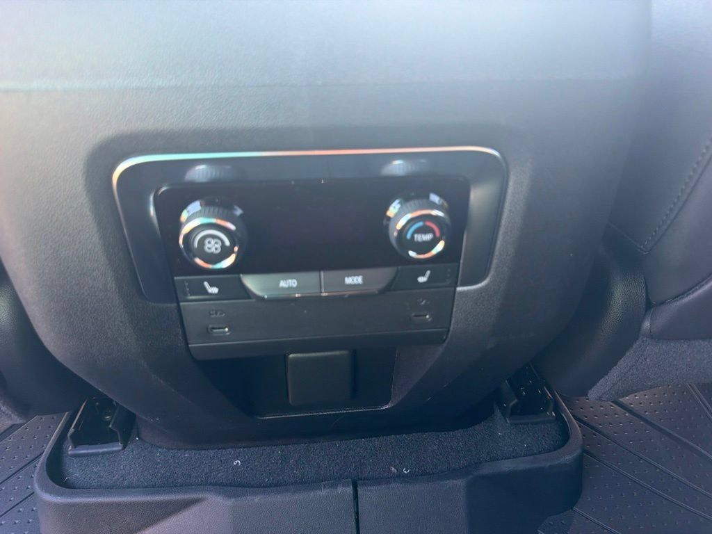 New 2026 Chevrolet Tahoe LT w/ Comfort Package RWD image 19