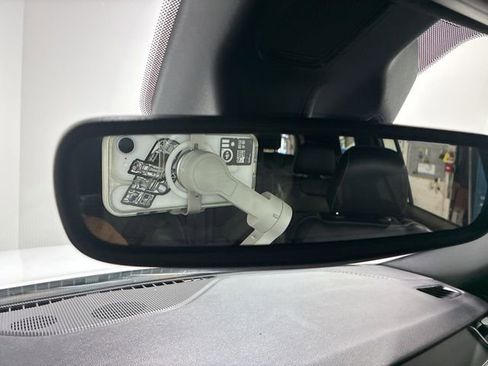 Used 2024 Jeep Grand Cherokee L Laredo image 29