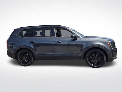 Used 2022 Kia Telluride SX w/ Nightfall Edition Package AWD/4WD image 10