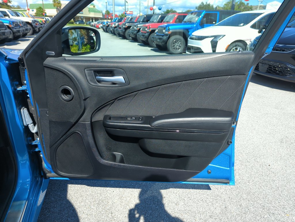Used 2023 Dodge Charger R/T w/ Blacktop Package RWD image 30