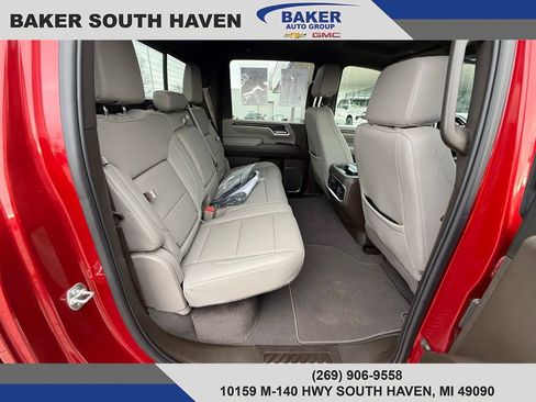 Used 2025 GMC Sierra 2500 SLT w/ SLT Premium Package image 14