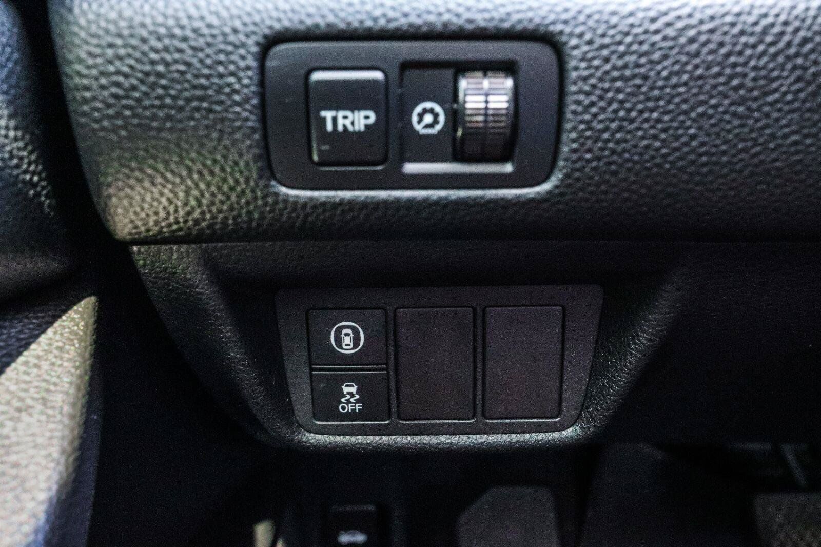 Used 2018 Honda Accord LX image 33