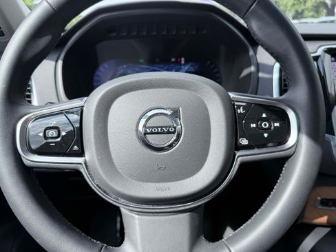 Certified 2024 Volvo XC90 B6 Plus w/ Protection Package Premier AWD/4WD image 21