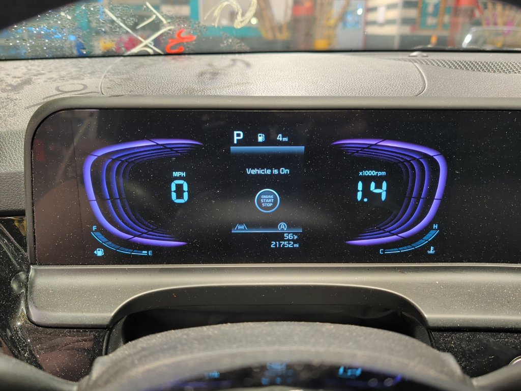 Used 2025 Kia Seltos S FWD image 14