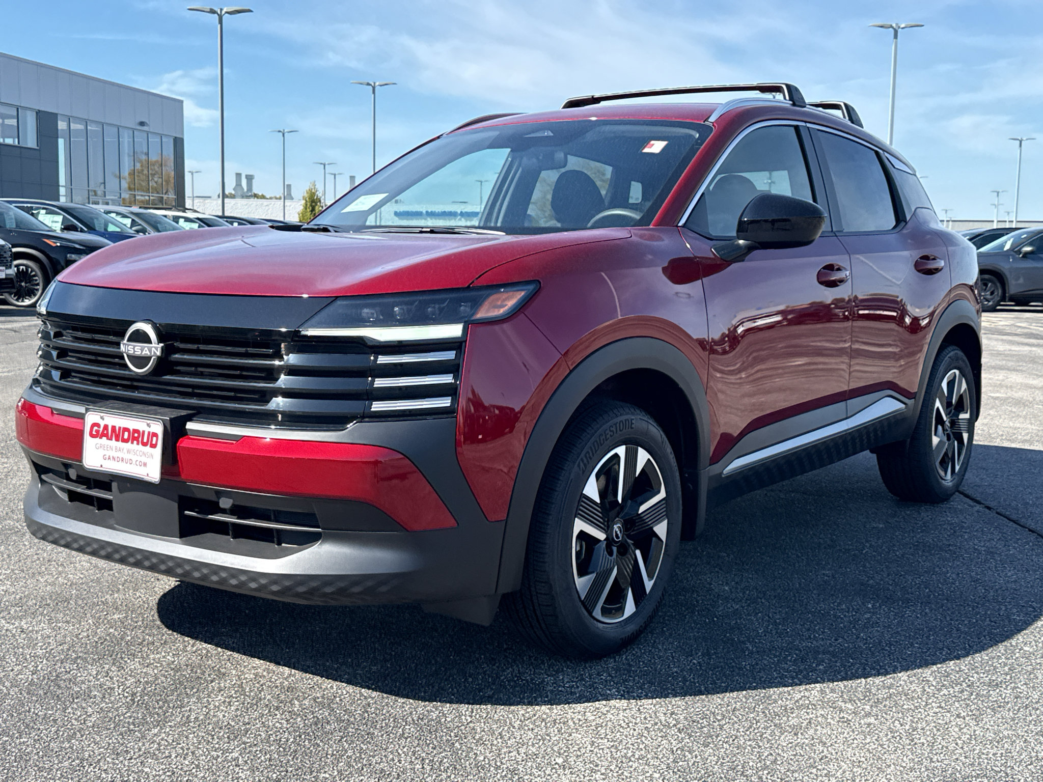 New 2027 Nissan Kicks SV AWD/4WD image 2