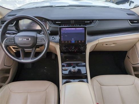 Used 2021 Jeep Grand Cherokee L Limited image 23