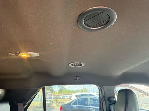 Used 2018 Ford Explorer Limited FWD image 32