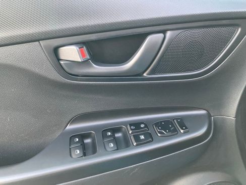 Used 2023 Hyundai Kona SEL image 13