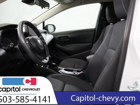 Used 2024 Toyota Corolla LE FWD image 12