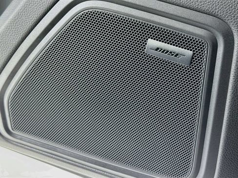 Certified 2023 Porsche Macan S AWD/4WD image 12